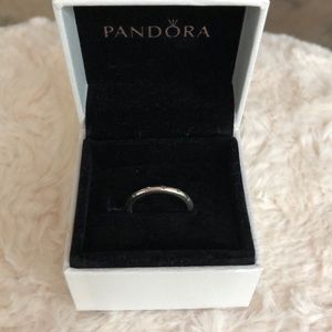 Pandora droplets ring